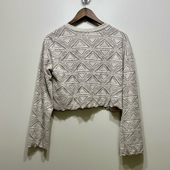 ✨$8 CLEAR-OUT✨ Ardene Crotchet Lace Knit Stretchy Cropped Long Sleeve Crop Top - Picture 6 of 9